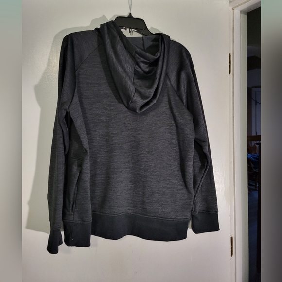 Under Armor Sweatshirt - Picture 3 of 3